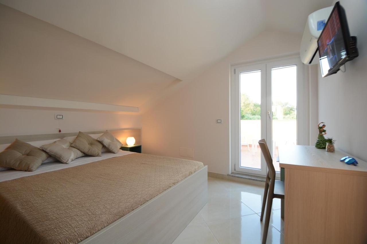 Askia Rooms & Breakfast Ascea Bagian luar foto