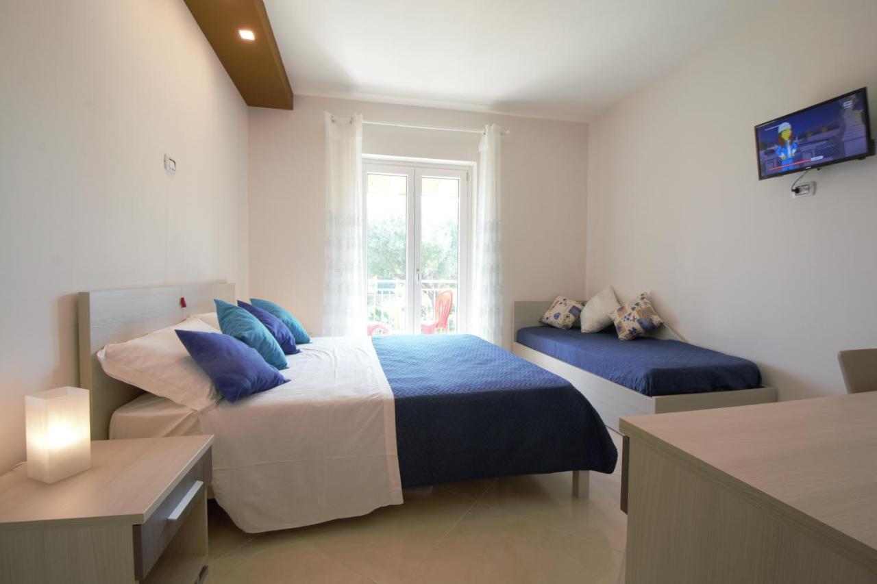 Askia Rooms & Breakfast Ascea Bagian luar foto